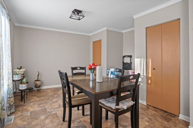 232 Stamford Lane, Romeoville, IL 60446