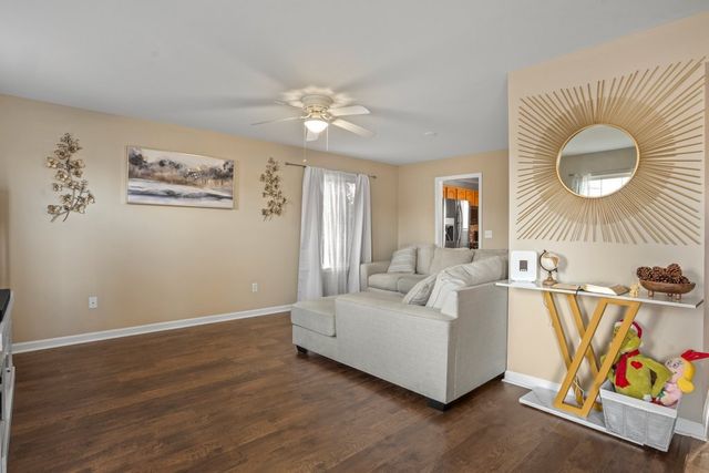 232 Stamford Lane, Romeoville, IL 60446