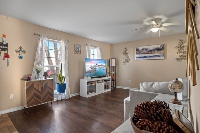 232 Stamford Lane, Romeoville, IL 60446