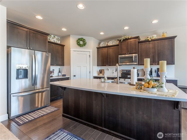 1974 Legendary Lane SE, East Wenatchee, WA 98802