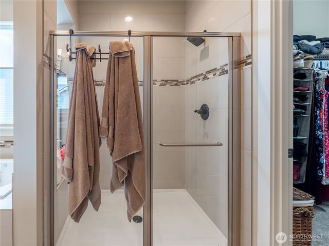 1974 Legendary Lane SE, East Wenatchee, WA 98802