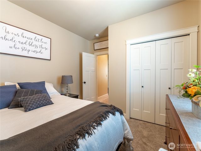 1974 Legendary Lane SE, East Wenatchee, WA 98802