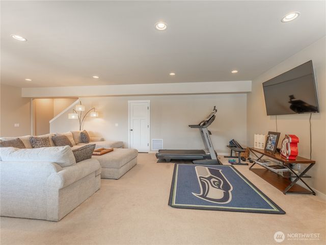 1974 Legendary Lane SE, East Wenatchee, WA 98802