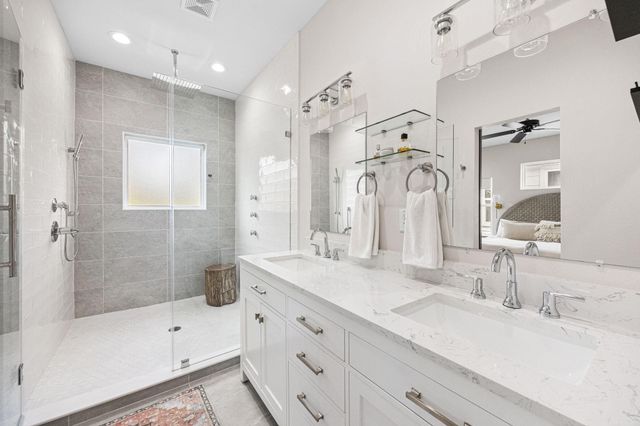 317 Sikes Street, Houston, TX 77018