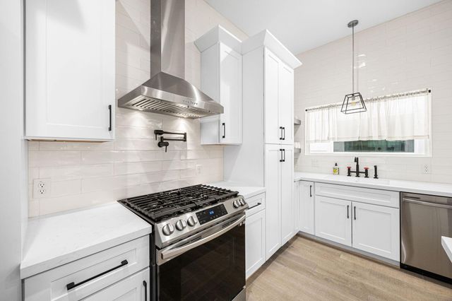 317 Sikes Street, Houston, TX 77018