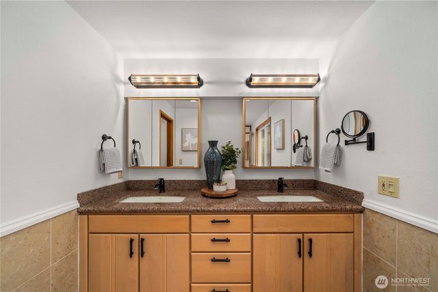 4538 Somerset Drive SE, Bellevue, WA 98006