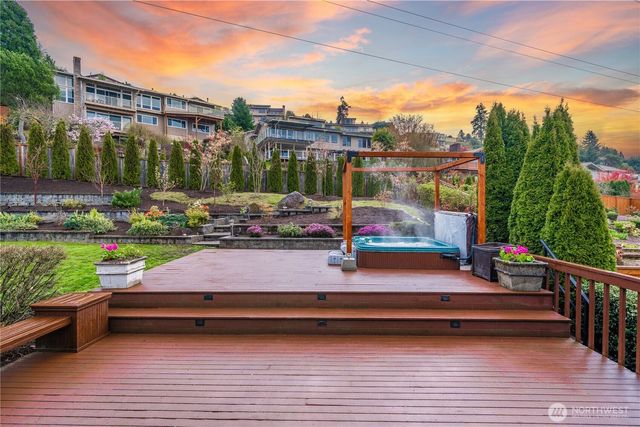 4538 Somerset Drive SE, Bellevue, WA 98006