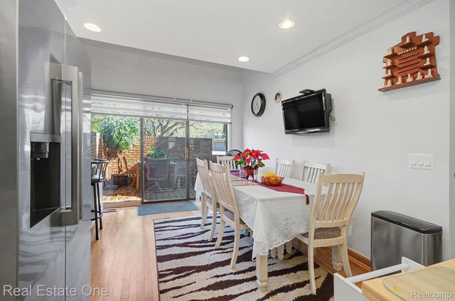 5505 Walnut Circle W, West Bloomfield Charter Township, MI 48322