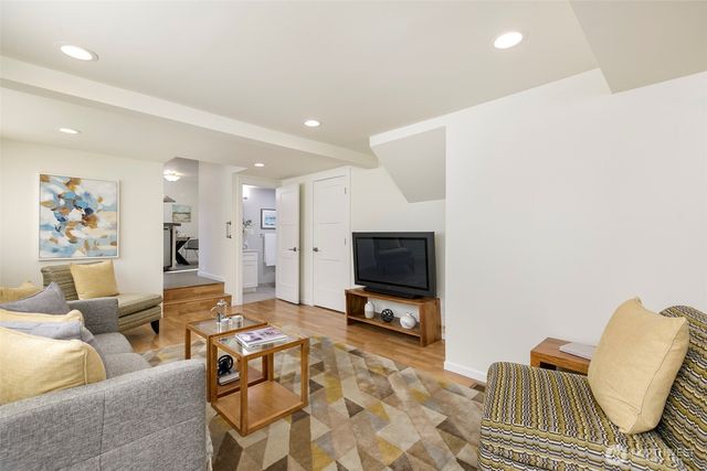 12044 2nd Avenue NW, Seattle, WA 98177