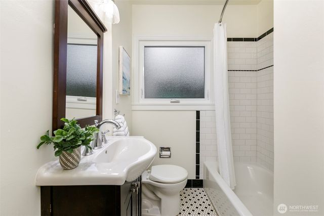 12044 2nd Avenue NW, Seattle, WA 98177