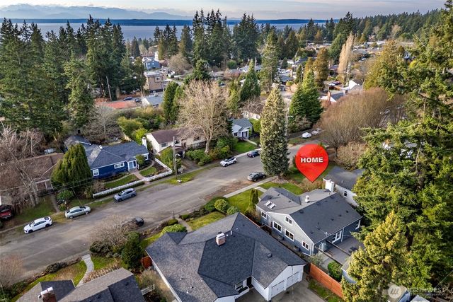 12044 2nd Avenue NW, Seattle, WA 98177