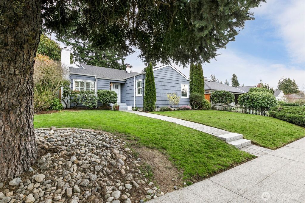 12044 2nd Avenue NW, Seattle, WA 98177