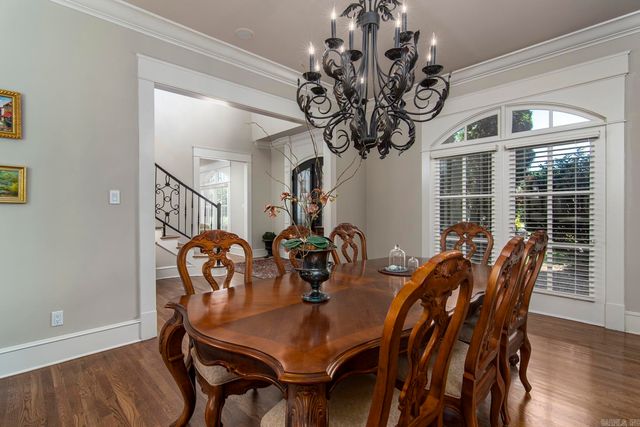 60 Sologne Cir, Little Rock, AR 72223