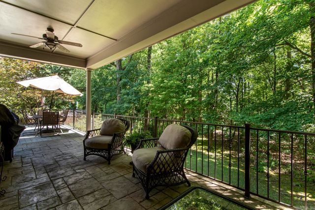 60 Sologne Cir, Little Rock, AR 72223