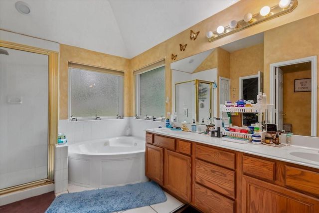 1002 Westwood North Drive, Magnolia, TX 77354