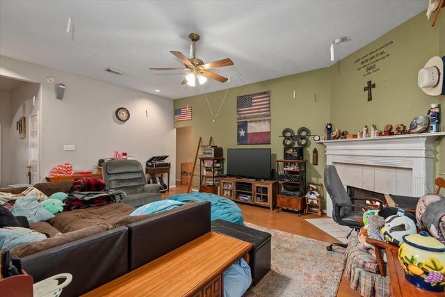 1002 Westwood North Drive, Magnolia, TX 77354