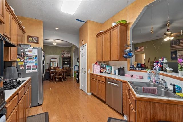 1002 Westwood North Drive, Magnolia, TX 77354