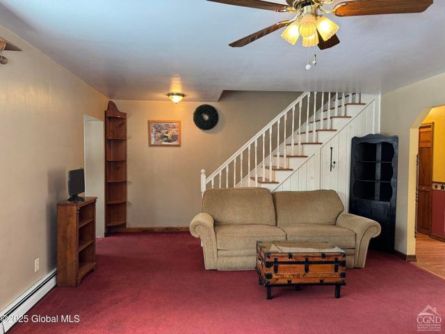 317 Scutt Road, Greenville, NY 12083