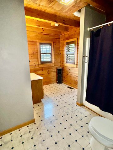 4150 Moorefield Road, Carlisle, KY 40311