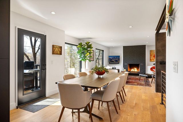 6827 Kingston Circle N, Golden Valley, MN 55427