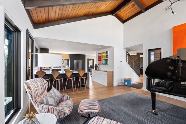 6827 Kingston Circle N, Golden Valley, MN 55427