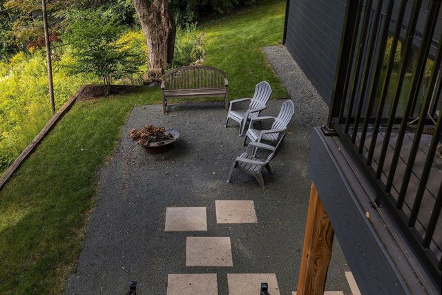 6827 Kingston Circle N, Golden Valley, MN 55427