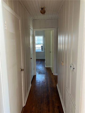 2120 W Wedington Drive, Fayetteville, AR 72701