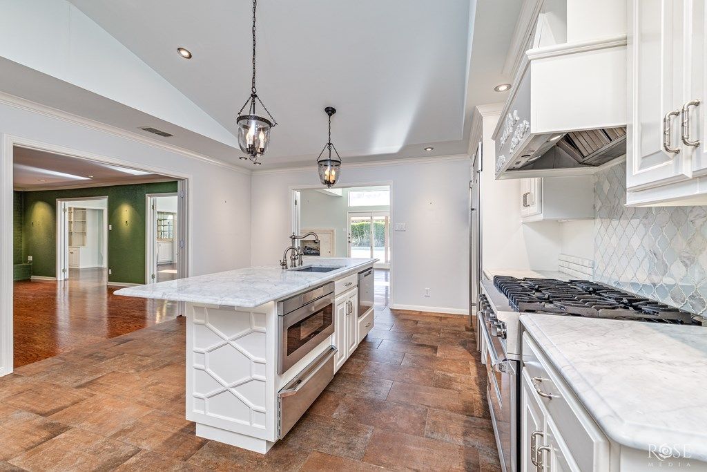 Image 14 of property listing at 2645 Vista Del Arroyo, San Angelo, TX 76904