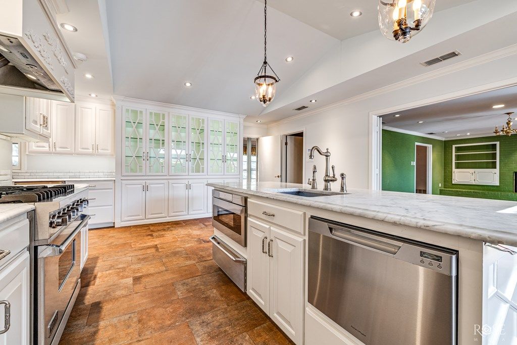 Image 17 of property listing at 2645 Vista Del Arroyo, San Angelo, TX 76904