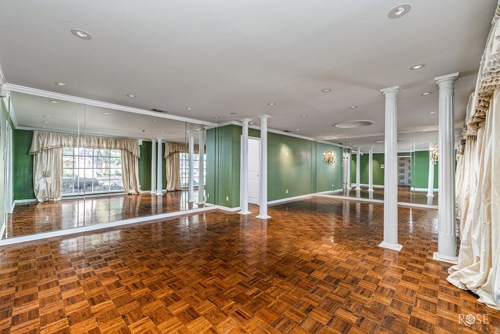 Image 9 of property listing at 2645 Vista Del Arroyo, San Angelo, TX 76904