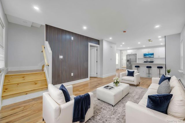 1014 Quincy Avenue, Bronx, NY 10465