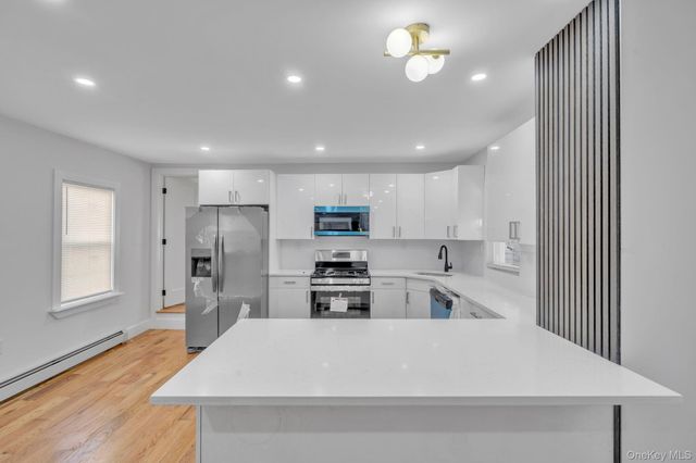1014 Quincy Avenue, Bronx, NY 10465