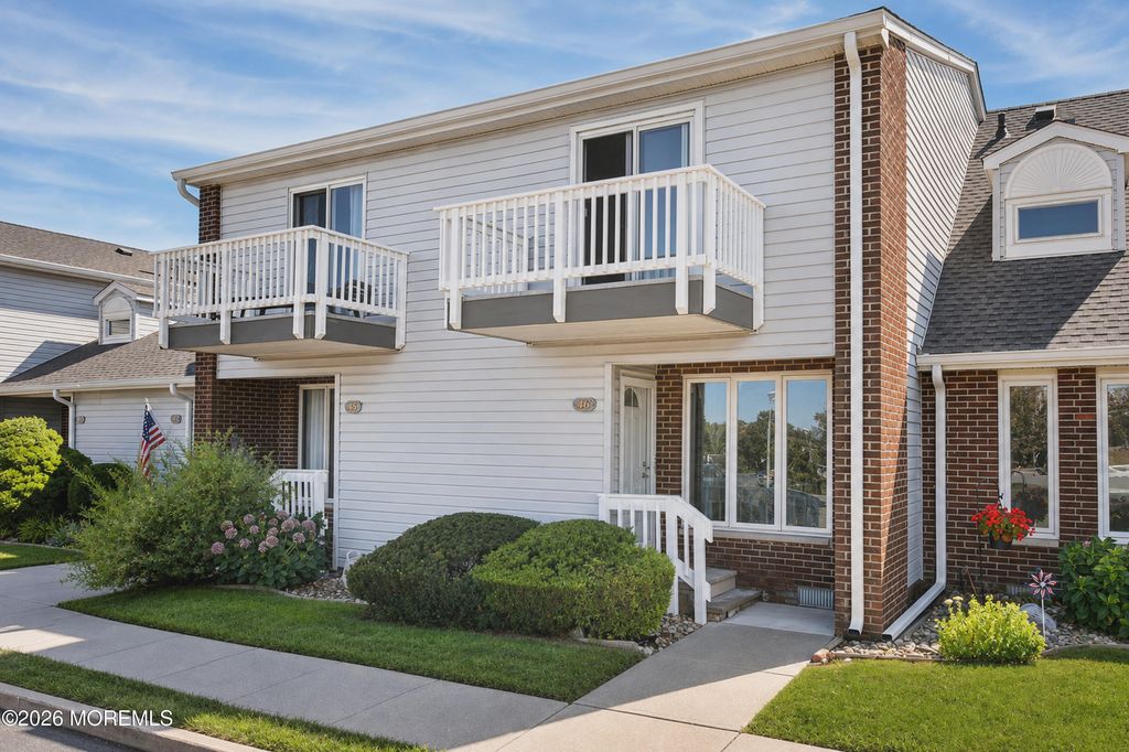 25 Meadow Avenue 46, Monmouth Beach, NJ 07750