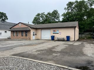 1109 Beach Avenue, Beachwood, NJ 08722