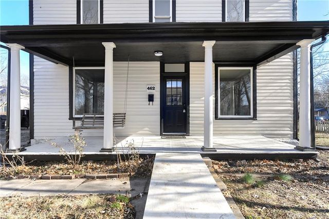 462 S Water Street, Olathe, KS 66061