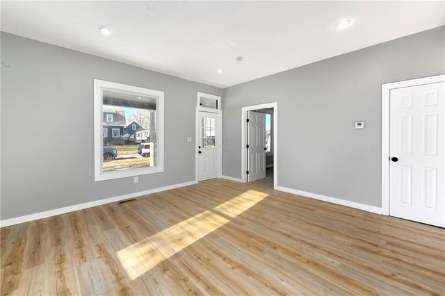 462 S Water Street, Olathe, KS 66061