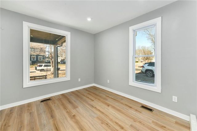 462 S Water Street, Olathe, KS 66061