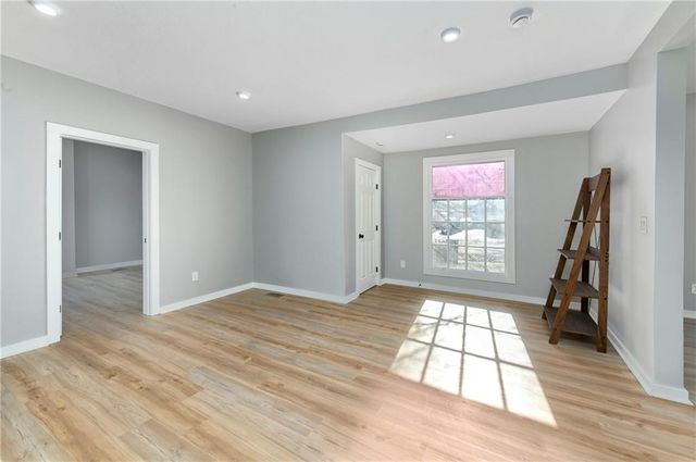 462 S Water Street, Olathe, KS 66061