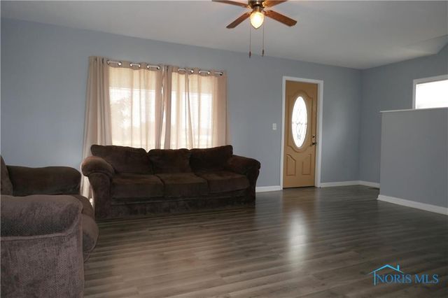 29658 Tracy Road, Walbridge, OH 43465