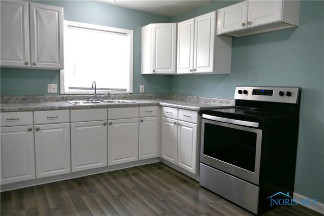 29658 Tracy Road, Walbridge, OH 43465