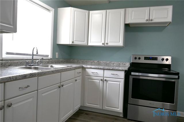 29658 Tracy Road, Walbridge, OH 43465