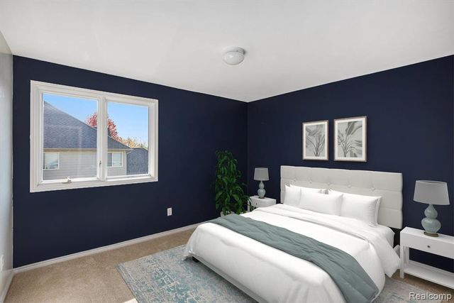 5641 Golf Pointe Drive, Clarkston, MI 48348