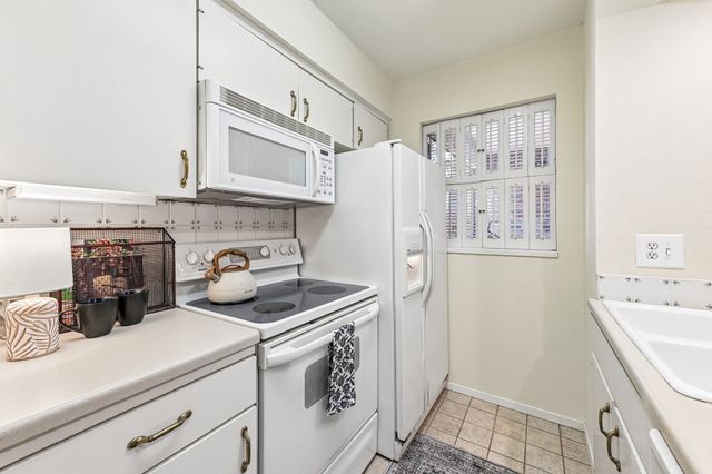 6017 Milton Street 137, Dallas, TX 75206