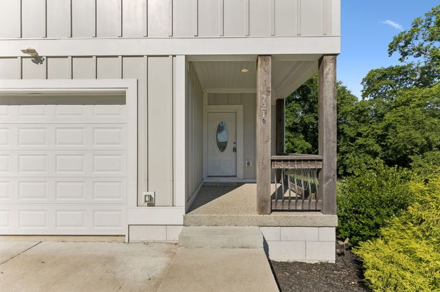 721 Poplar St, Columbia, TN 38401