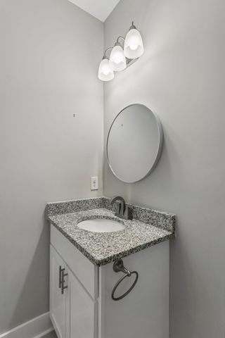721 Poplar St, Columbia, TN 38401