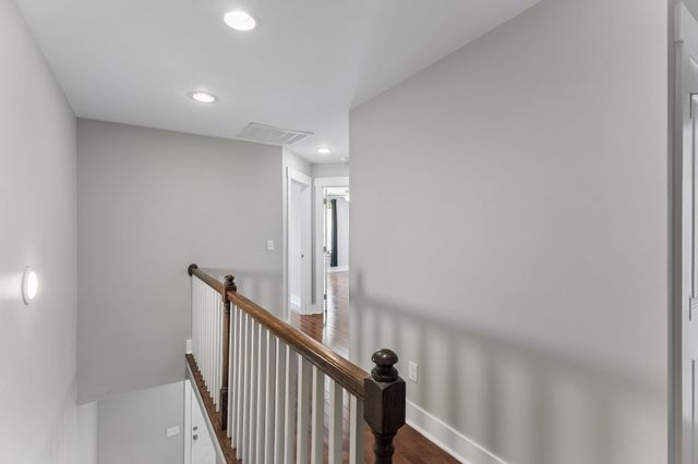 721 Poplar St, Columbia, TN 38401