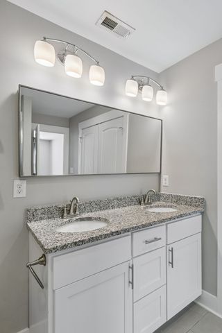 721 Poplar St, Columbia, TN 38401