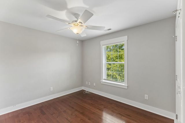721 Poplar St, Columbia, TN 38401