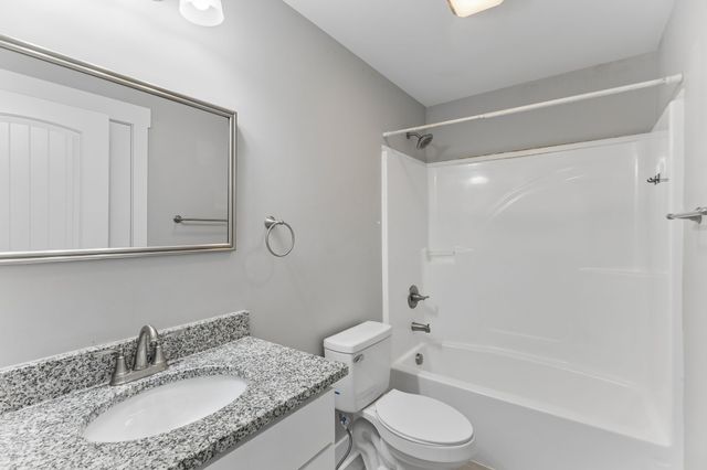 721 Poplar St, Columbia, TN 38401
