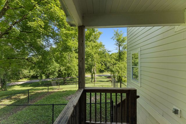 721 Poplar St, Columbia, TN 38401